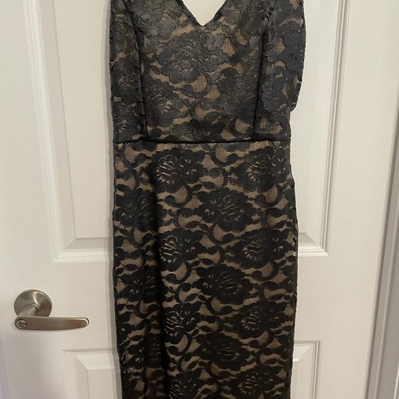 Black lace midi dress - Picture 4 of 5
